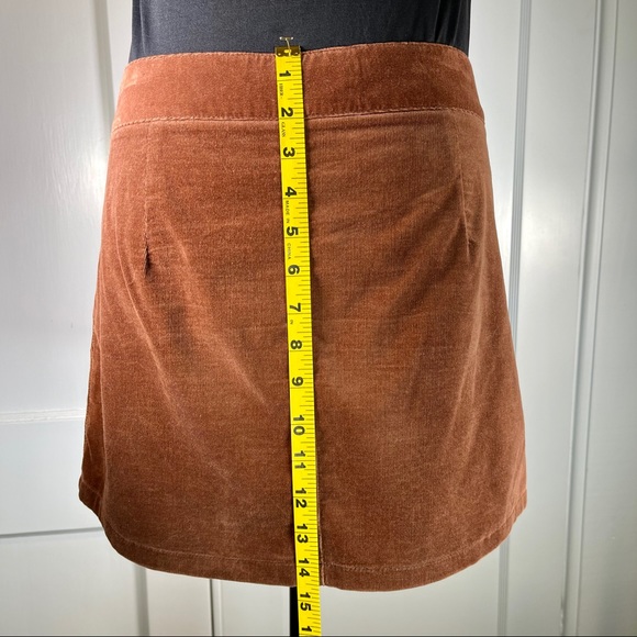 BCBGMaxazria skirt - Picture 7 of 10